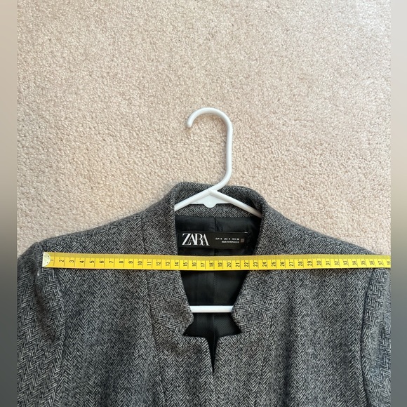 Zara Tweed Grey Very Fattering Coat Size S - Picture 8 of 9